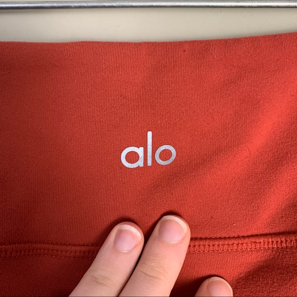 Alo Yoga High Waisted Sienna Burnt Orange Moto Leggings Size XS - Picture 9 of 11